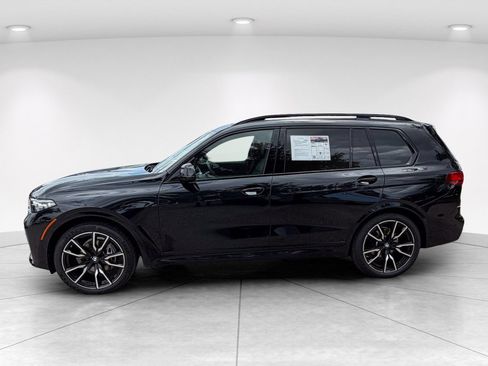 Used 2022 BMW X7 xDrive40i w/ M Sport Package AWD/4WD image 7