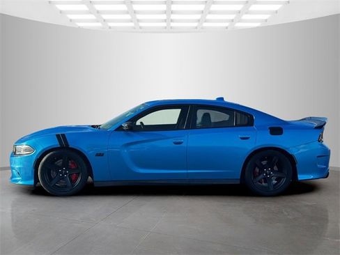 Certified 2018 Dodge Charger SRT w/ Harman/Kardon Audio Group image 4