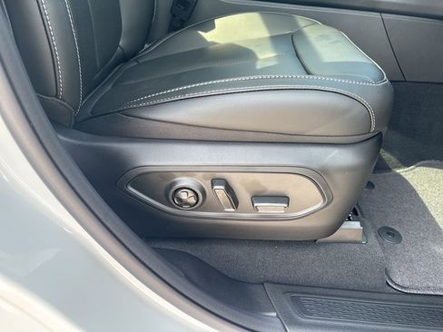 New 2026 Jeep Grand Cherokee L Limited AWD/4WD image 56
