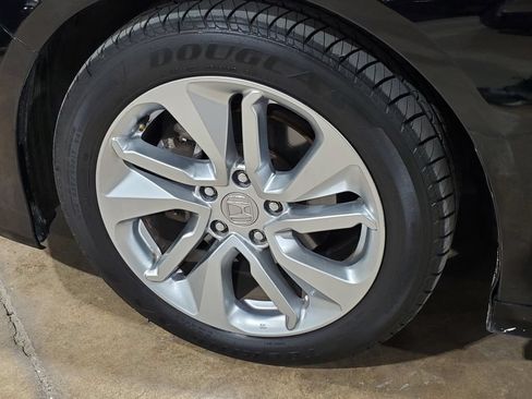 Used 2018 Honda Accord LX image 40