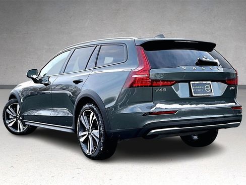 Certified 2026 Volvo V60 B5 Cross Country Plus w/ Protection Package Premier image 4