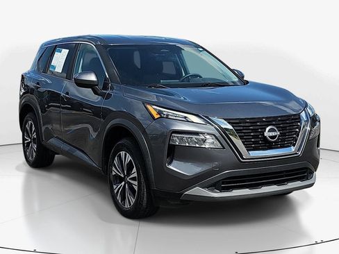 Used 2023 Nissan Rogue SV FWD image 3