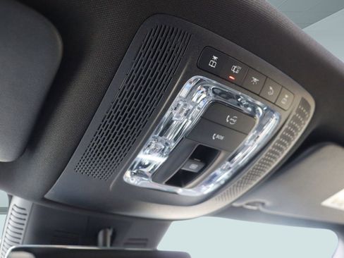 New 2025 Mercedes-Benz GLB 250 4MATIC image 75