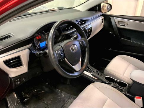 Used 2014 Toyota Corolla LE image 15