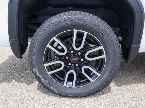 New 2026 GMC Sierra 1500 AT4 AWD/4WD image 34