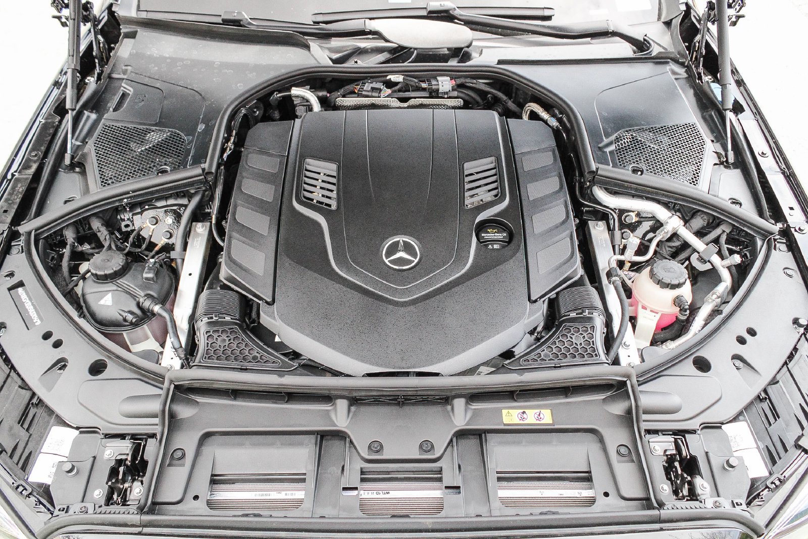 Used 2025 Mercedes-Benz S 580 4MATIC Sedan image 26