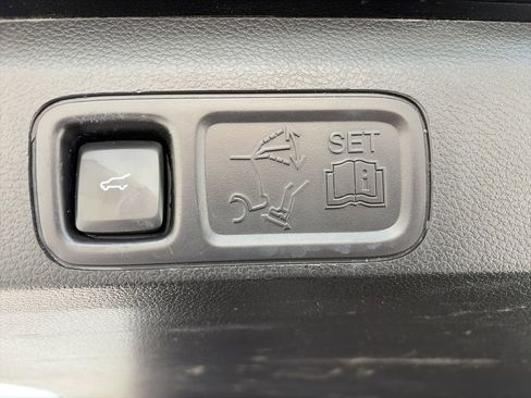 Used 2020 Lincoln Navigator Reserve w/ Equipment Group 208A Reserve AWD/4WD image 14