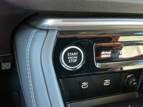 Certified 2025 Audi Q5 Premium Plus w/ Premium Plus image 22