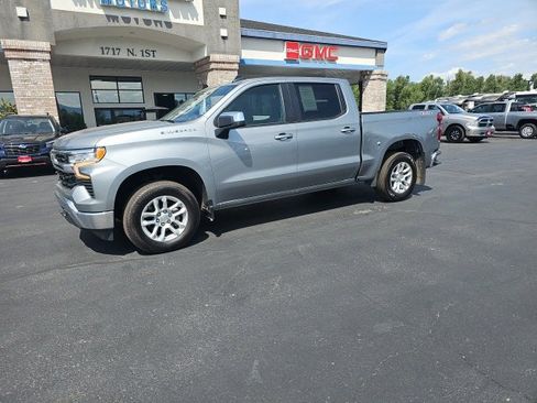 Used 2023 Chevrolet Silverado 1500 LT image 39