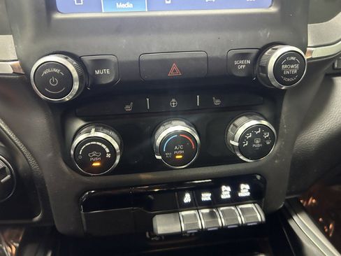 Used 2024 RAM 1500 Big Horn AWD/4WD image 24