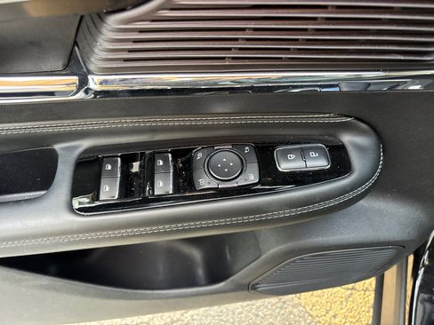 Certified 2022 Lincoln Corsair FWD image 13