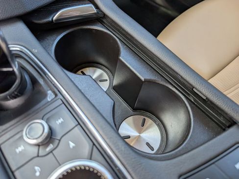 Certified 2024 Cadillac XT6 Sport w/ Platinum Package image 32