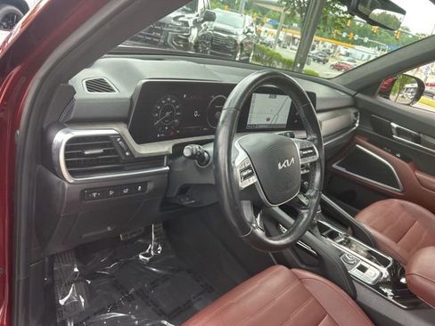 Used 2024 Kia Telluride SX Prestige AWD/4WD image 10