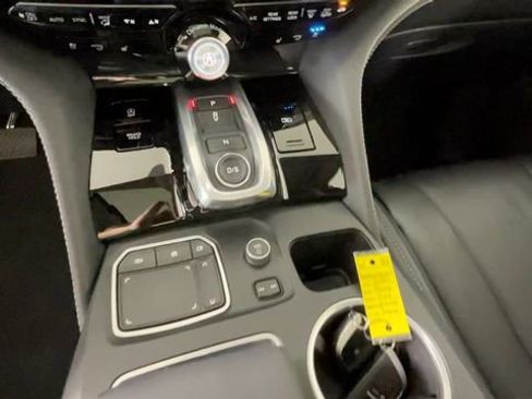 Used 2023 Acura MDX SH-AWD w/ Advance Package image 33