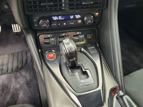 Used 2018 Nissan GT-R Premium AWD/4WD image 23