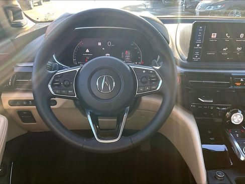 Used 2025 Acura MDX SH-AWD w/ Technology Package image 8