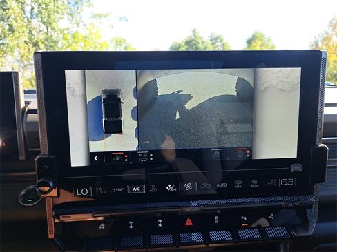 New 2025 GMC Hummer EV 3X w/ Extreme Off-Road Package image 36