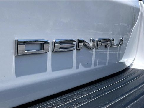 Used 2024 GMC Yukon Denali AWD/4WD image 31