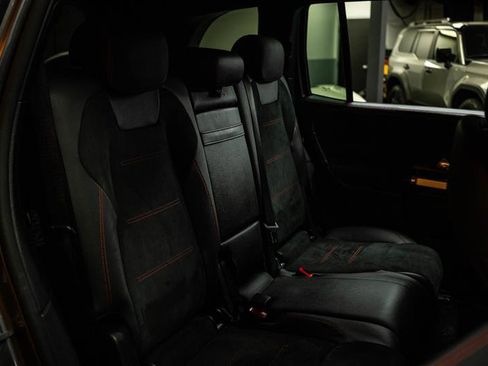 Used 2022 Mercedes-Benz GLB 250 image 11