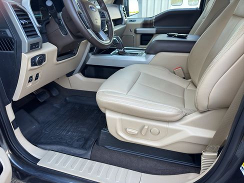 Used 2020 Ford F150 Lariat w/ Equipment Group 502A Luxury AWD/4WD image 27