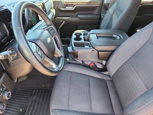 Used 2023 Chevrolet Silverado 1500 LT AWD/4WD image 9
