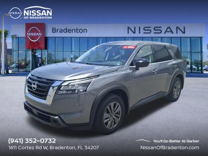 Used 2025 Nissan Pathfinder S