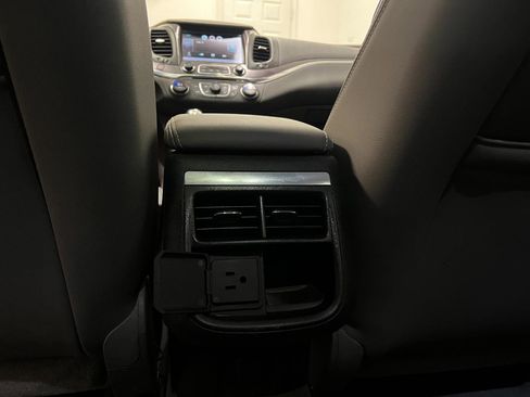 Used 2015 Chevrolet Impala LT image 45