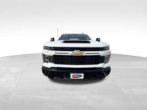 Certified 2024 Chevrolet Silverado 2500 Custom w/ Custom Value Package image 3