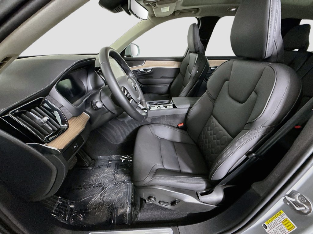 Used 2025 Volvo XC90 B6 Plus AWD/4WD image 20