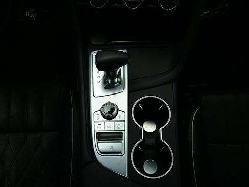 Used 2019 Genesis G70 2.0T Advanced w/ Dynamic Package RWD image 40