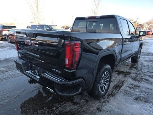 Used 2023 GMC Sierra 1500 AT4 w/ AT4 Preferred Package image 5