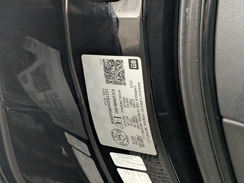 Certified 2024 Chevrolet Corvette Stingray Preferred Cpe w/ 2LT image 32