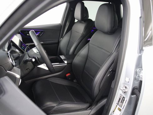 Certified 2025 Mercedes-Benz GLC 300 4MATIC image 19