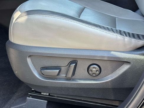 Certified 2023 INFINITI QX50 Luxe AWD/4WD image 32