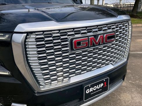 Certified 2024 GMC Yukon XL Denali image 27