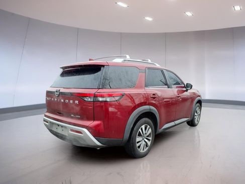 Used 2022 Nissan Pathfinder SL image 4