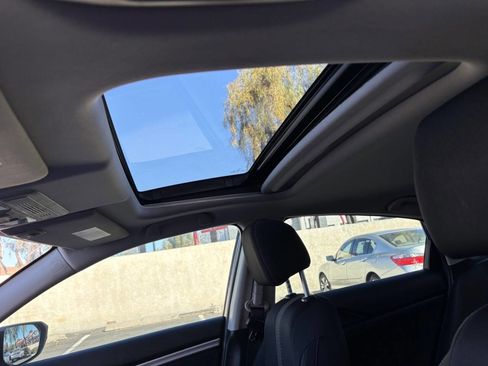 Used 2017 Honda Civic EX-T image 25