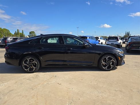 New 2026 Kia K5 GT-Line image 9