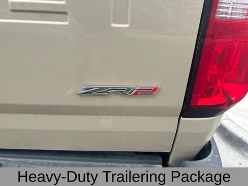 Used 2022 Chevrolet Colorado ZR2 w/ LPO, Power Package AWD/4WD image 9