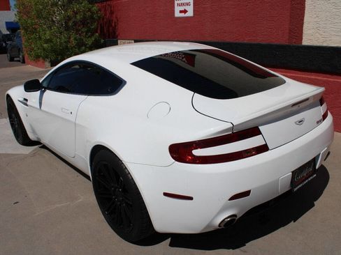 Used 2008 Aston Martin V8 Vantage Coupe image 8