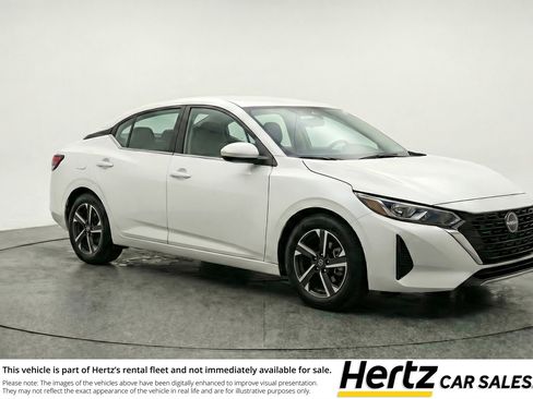 Used 2025 Nissan Sentra SV image 1