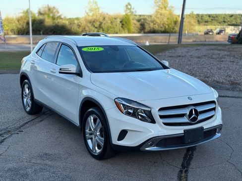 Used 2015 Mercedes-Benz GLA 250 4MATIC image 3
