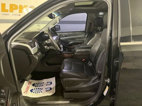 Used 2016 GMC Yukon SLT w/ Open Road Package AWD/4WD image 11