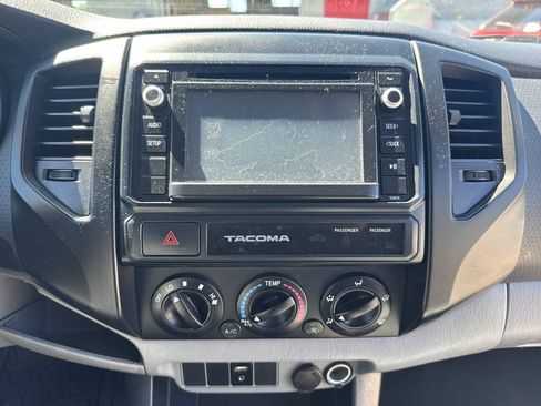 Used 2015 Toyota Tacoma 2WD Access Cab image 17