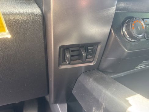 Used 2020 Ford F150 XLT w/ Equipment Group 302A Luxury AWD/4WD image 24