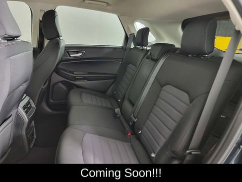 Used 2023 Ford Edge SE w/ Black Appearance Package image 14