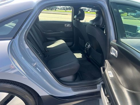 Used 2024 Hyundai Ioniq 6 SE RWD image 35