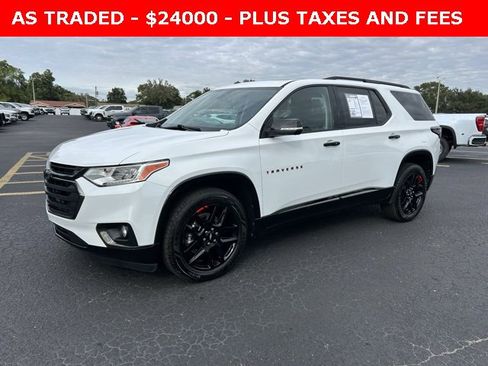 Used 2021 Chevrolet Traverse Premier w/ Redline Edition image 3