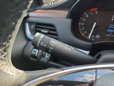 Used 2019 Cadillac XTS Luxury image 28