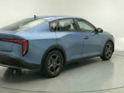 Used 2025 Kia K4 LXS image 9